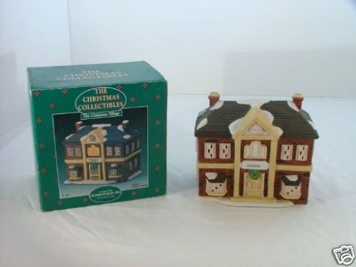 The Christmas Village Scrooge Seymour Mann 7000b  